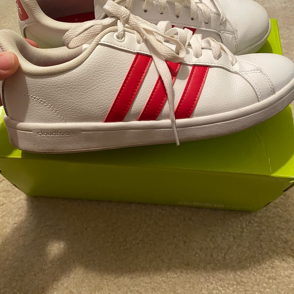 Adidas!!!